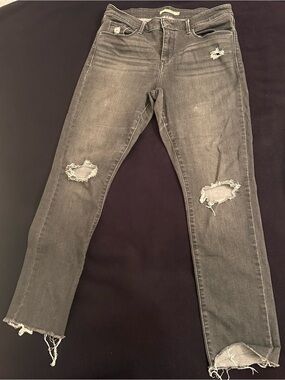 Levi's Women's Skinny Distressed Grey Ripped Jeans